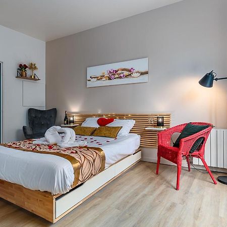 Havre De Paix Jacuzzi Apartment Asnieres-sur-Seine Exterior photo